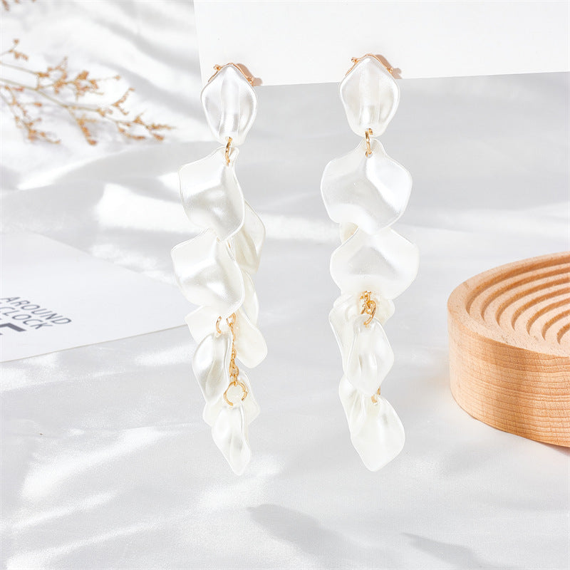 Wholesale Exaggerated Rose Petals and Leaves Long Earrings
